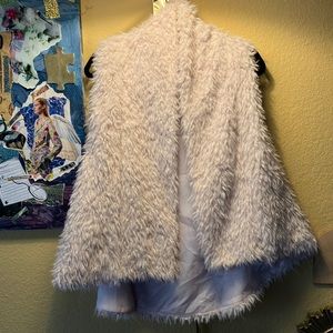 J Joah Faux Cream color Fur Vest